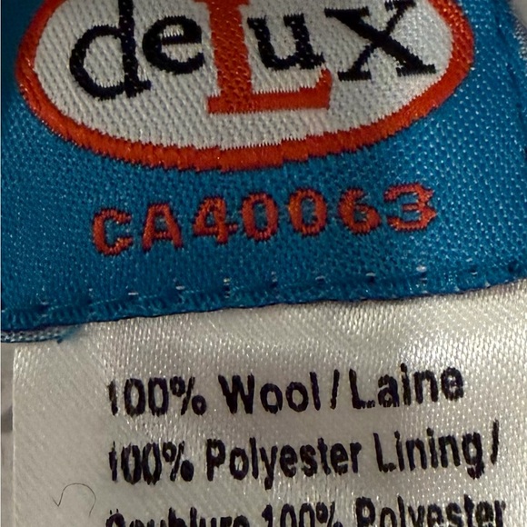 100 percent wool CANADA toque with earflaps &  tassels 
OS warm, attractive! - Picture 13 of 14